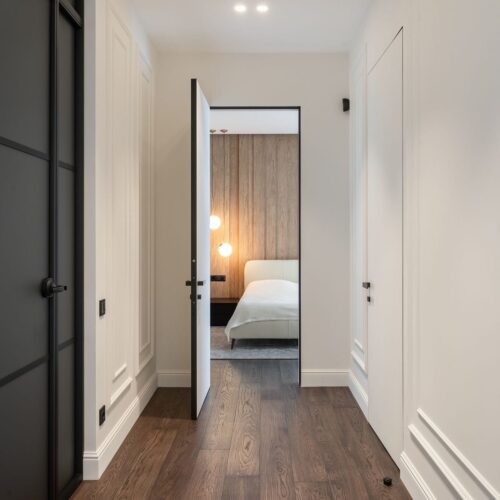 Dark Hardwood flooring